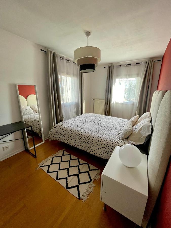 Appartement Le Duplex Paris Basilique Stade De France à Saint-Denis  Extérieur photo