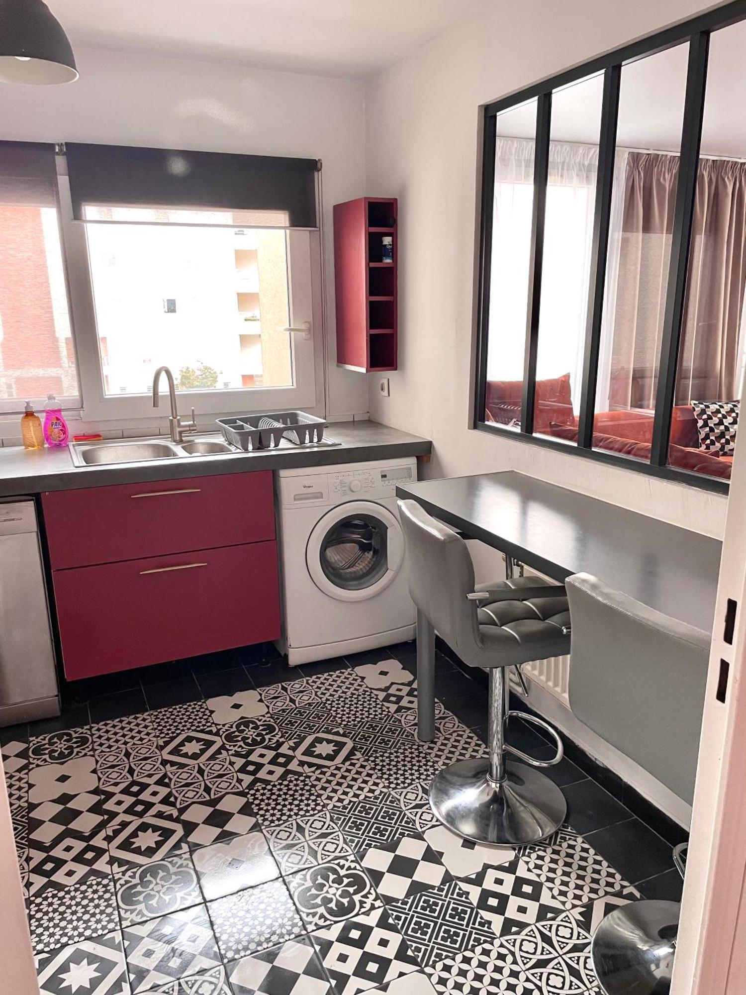 Appartement Le Duplex Paris Basilique Stade De France à Saint-Denis  Extérieur photo